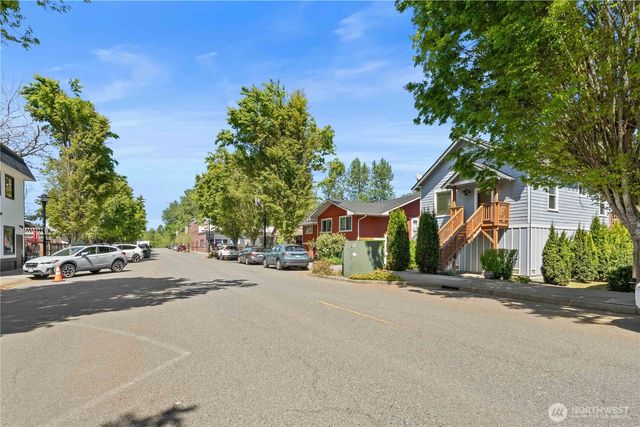 8084 Falls Avenue SE, Snoqualmie, WA 98065
