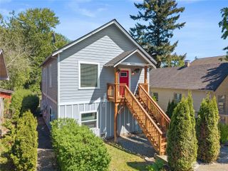 8084 Falls Avenue SE, Snoqualmie, WA 98065