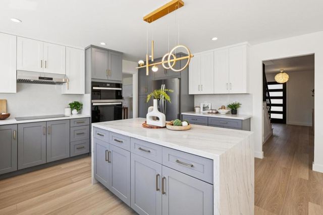 284 Avocet Court, Foster City, CA 94404