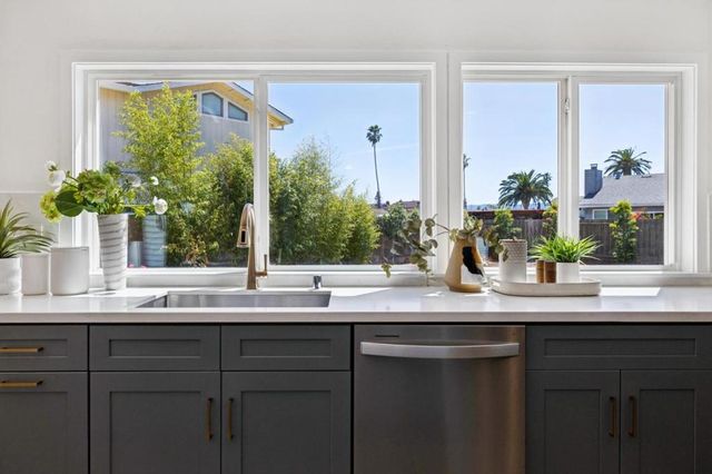 284 Avocet Court, Foster City, CA 94404