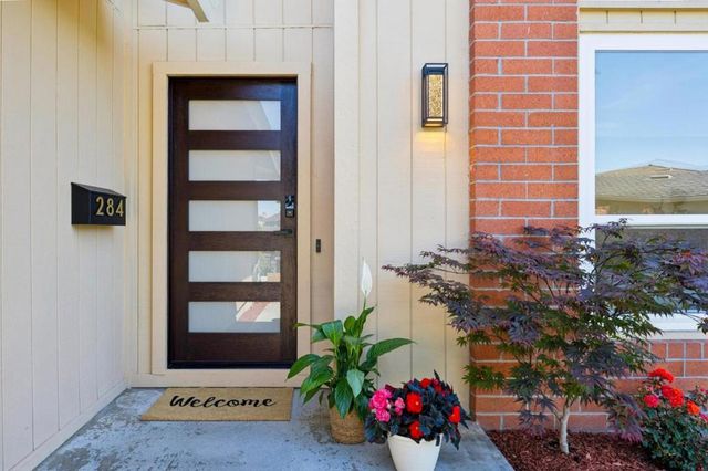 284 Avocet Court, Foster City, CA 94404