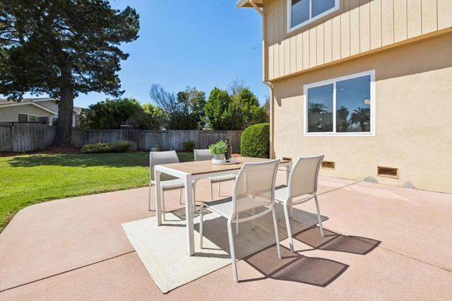 284 Avocet Court, Foster City, CA 94404