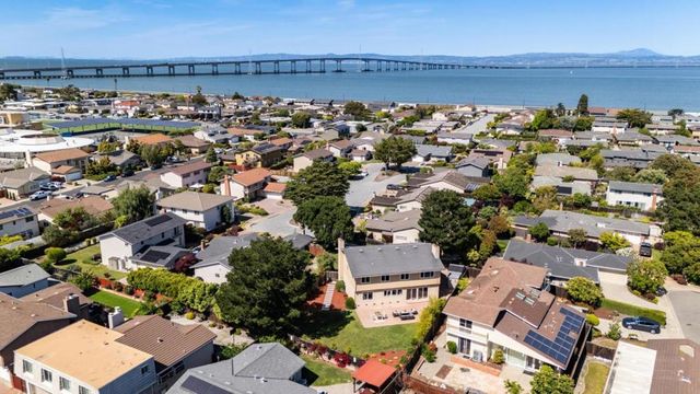 284 Avocet Court, Foster City, CA 94404