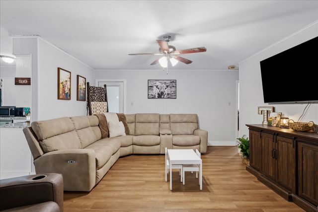 700 Amy Street, Canton, TX 75103