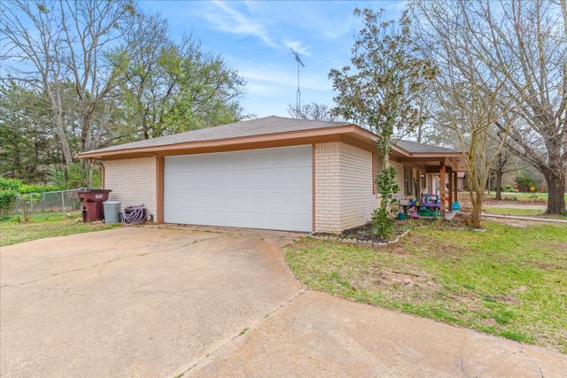 700 Amy Street, Canton, TX 75103