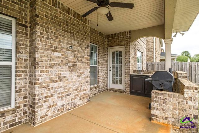 110 Regency Court, Warner Robins, GA 31088