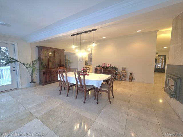 3411 Wormer Drive, Waterford Charter Township, MI 48329