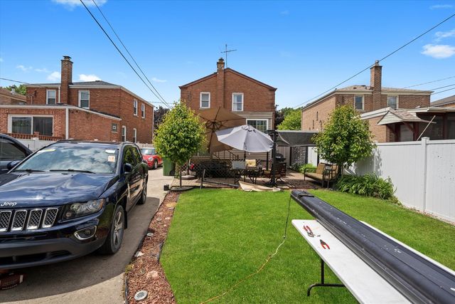9141 S Albany Avenue S, Evergreen Park, IL 60805