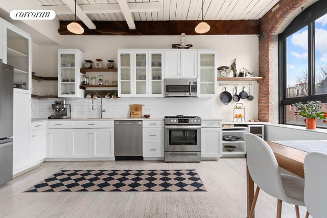 420 12TH Street F3L, New York City, NY 11215