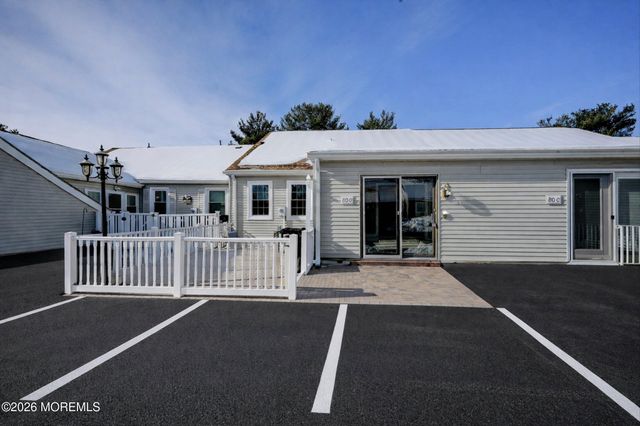 80 Parkway Drive D, Freehold, NJ 07728