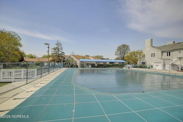 80 Parkway Drive D, Freehold, NJ 07728