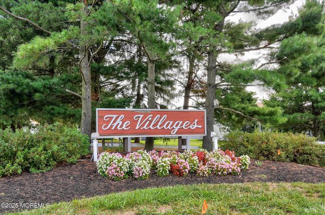 80 Parkway Drive D, Freehold, NJ 07728