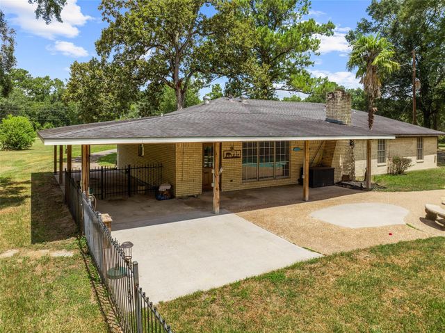 15856 Dewberry Lane, Conroe, TX 77302