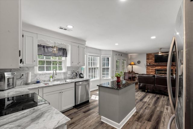 7 Lochmore Terrace, Charleston, SC 29414