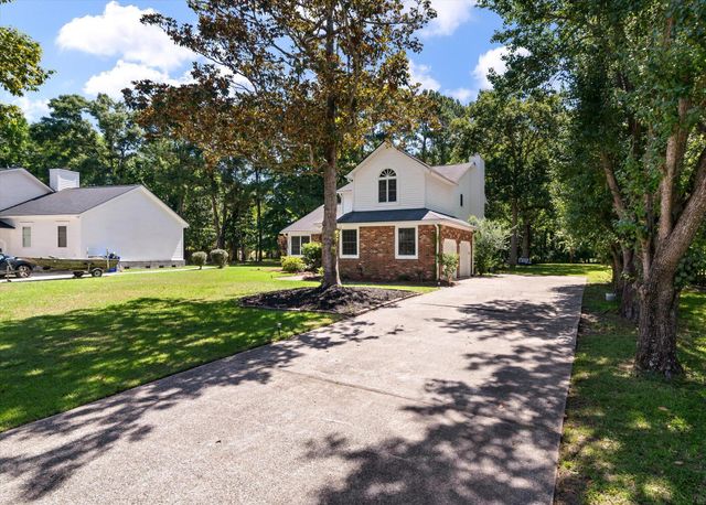 7 Lochmore Terrace, Charleston, SC 29414