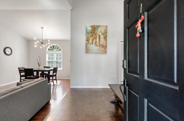7 Lochmore Terrace, Charleston, SC 29414