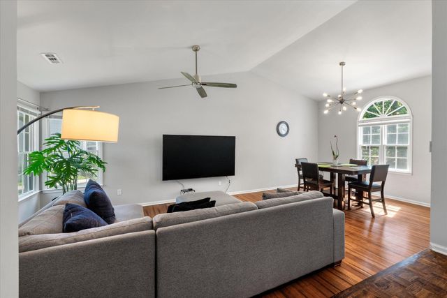 7 Lochmore Terrace, Charleston, SC 29414