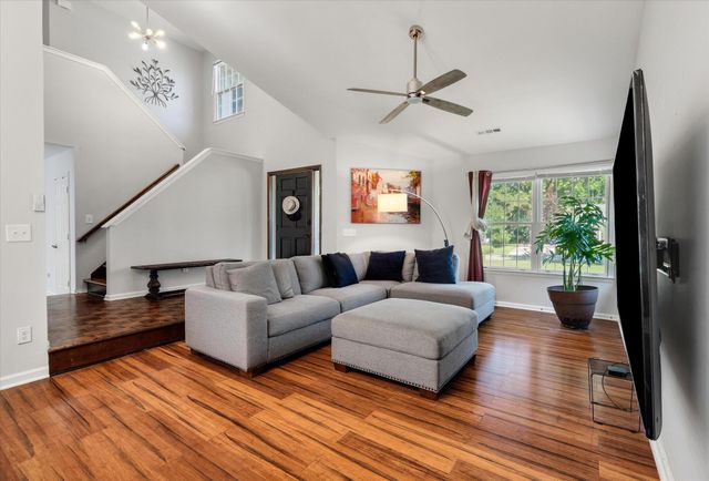 7 Lochmore Terrace, Charleston, SC 29414