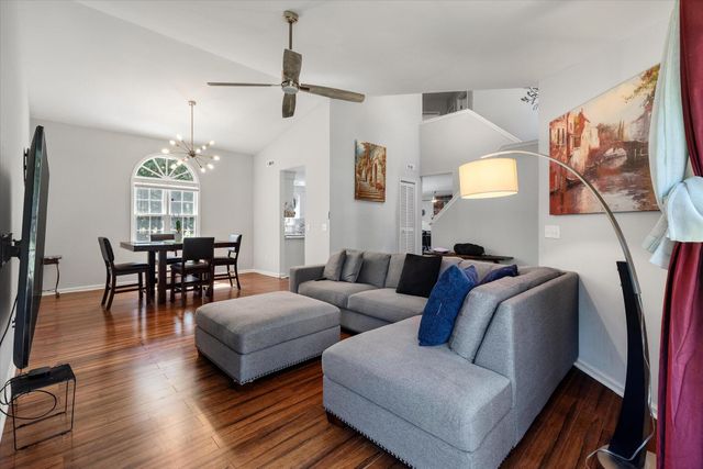 7 Lochmore Terrace, Charleston, SC 29414