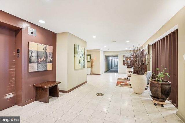 7333 NEW HAMPSHIRE AVE #311 S, Takoma Park, MD 20912
