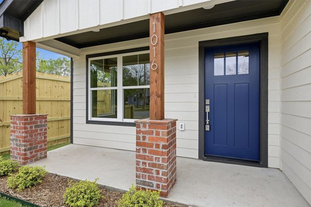 1016 S 1st Street, Sherman, TX 75090