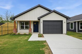 1016 S 1st Street, Sherman, TX 75090