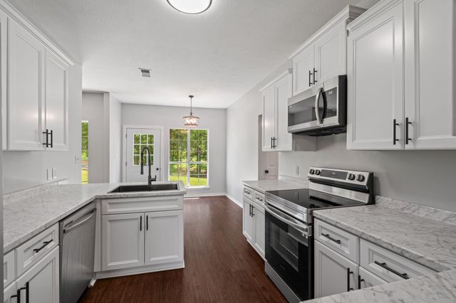 656 Morriston Rd., Petal, MS 39465