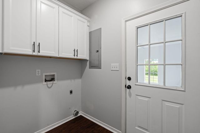 656 Morriston Rd., Petal, MS 39465