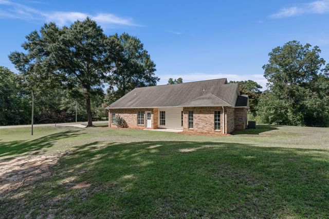 656 Morriston Rd., Petal, MS 39465