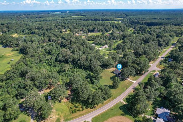 656 Morriston Rd., Petal, MS 39465