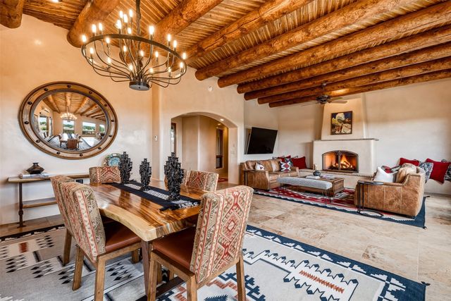 16 Cloud March, Santa Fe, NM 87506