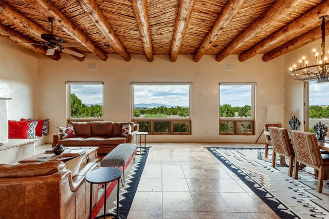 16 Cloud March, Santa Fe, NM 87506