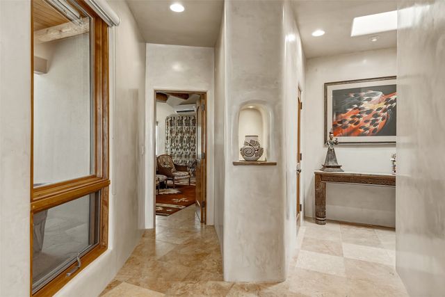 16 Cloud March, Santa Fe, NM 87506