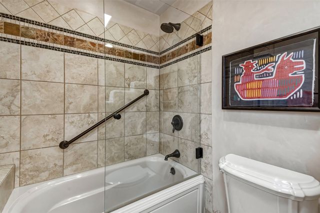 16 Cloud March, Santa Fe, NM 87506