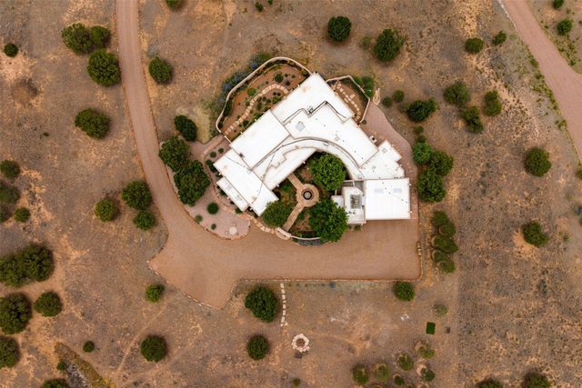16 Cloud March, Santa Fe, NM 87506