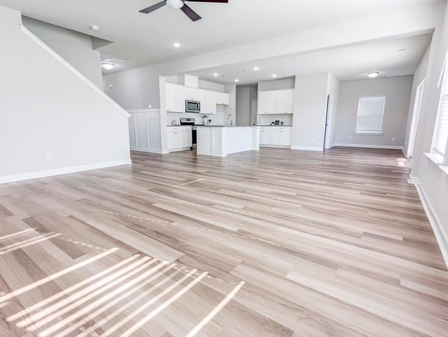 433 Carrara Drive, Summerville, SC 29486