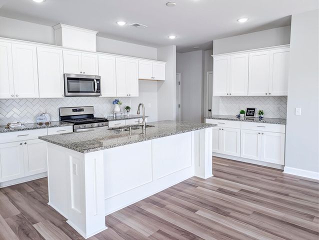 433 Carrara Drive, Summerville, SC 29486