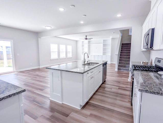 433 Carrara Drive, Summerville, SC 29486