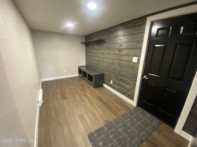 16407 St Rt 15, Defiance, OH 43512