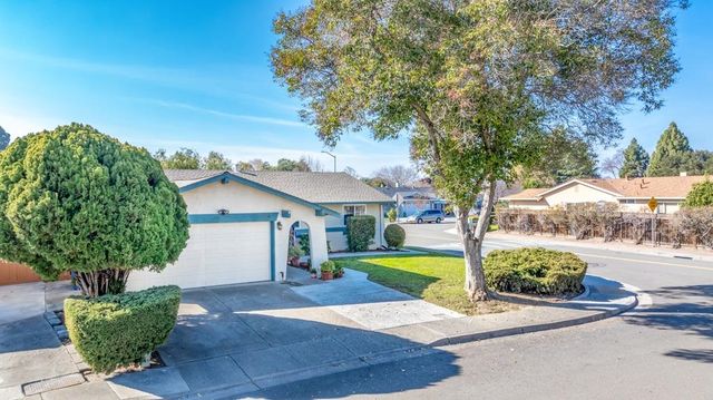 34331 Atteridge Ct, Fremont, CA 94555