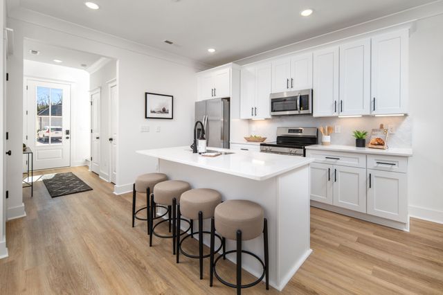 313 Panther Dr, Murfreesboro, TN 37127