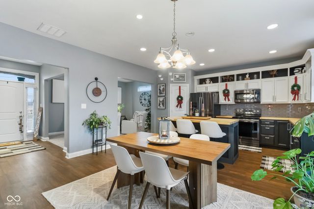 18907 Silver Wing Court, Noblesville, IN 46060