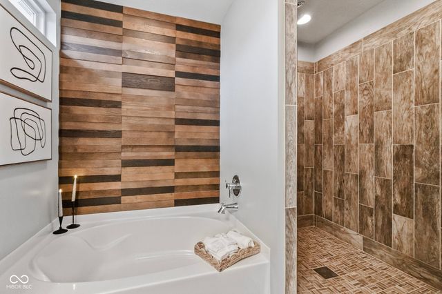 18907 Silver Wing Court, Noblesville, IN 46060