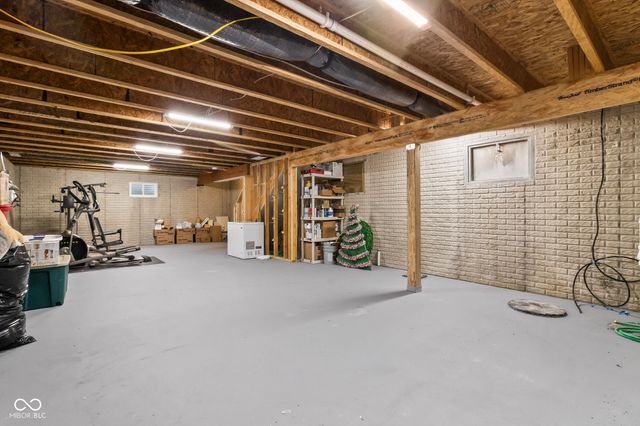 18907 Silver Wing Court, Noblesville, IN 46060