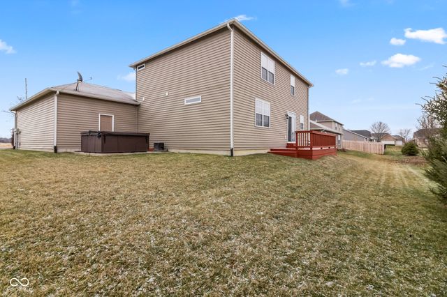 18907 Silver Wing Court, Noblesville, IN 46060