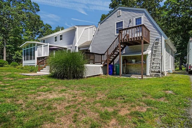 28 Sagewood Cir, Attleboro, MA 02703