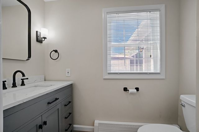 28 Sagewood Cir, Attleboro, MA 02703
