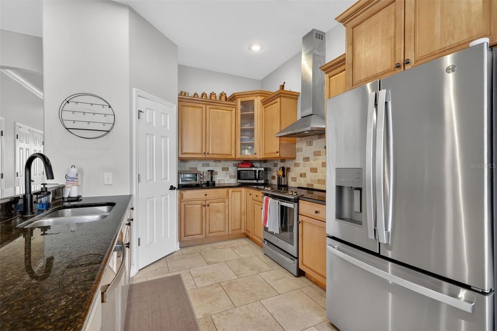 Image 18 of property listing at 111 E STEELE STREET, Orlando, FL 32804