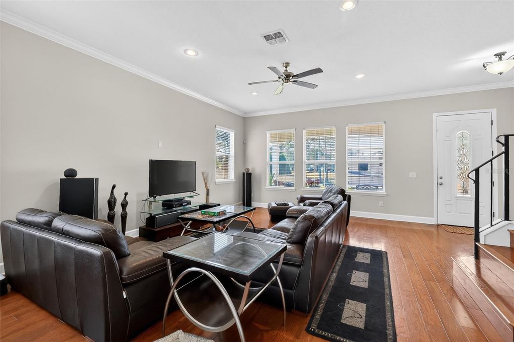 Image 35 of property listing at 111 E STEELE STREET, Orlando, FL 32804