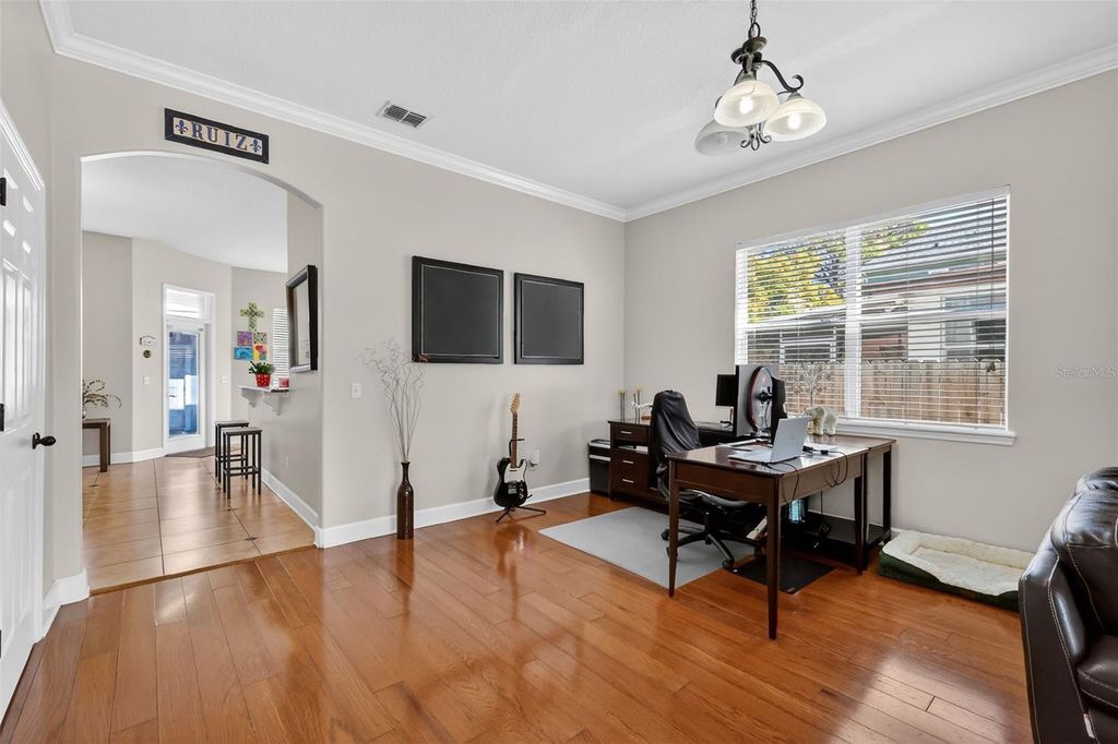 Image 36 of property listing at 111 E STEELE STREET, Orlando, FL 32804